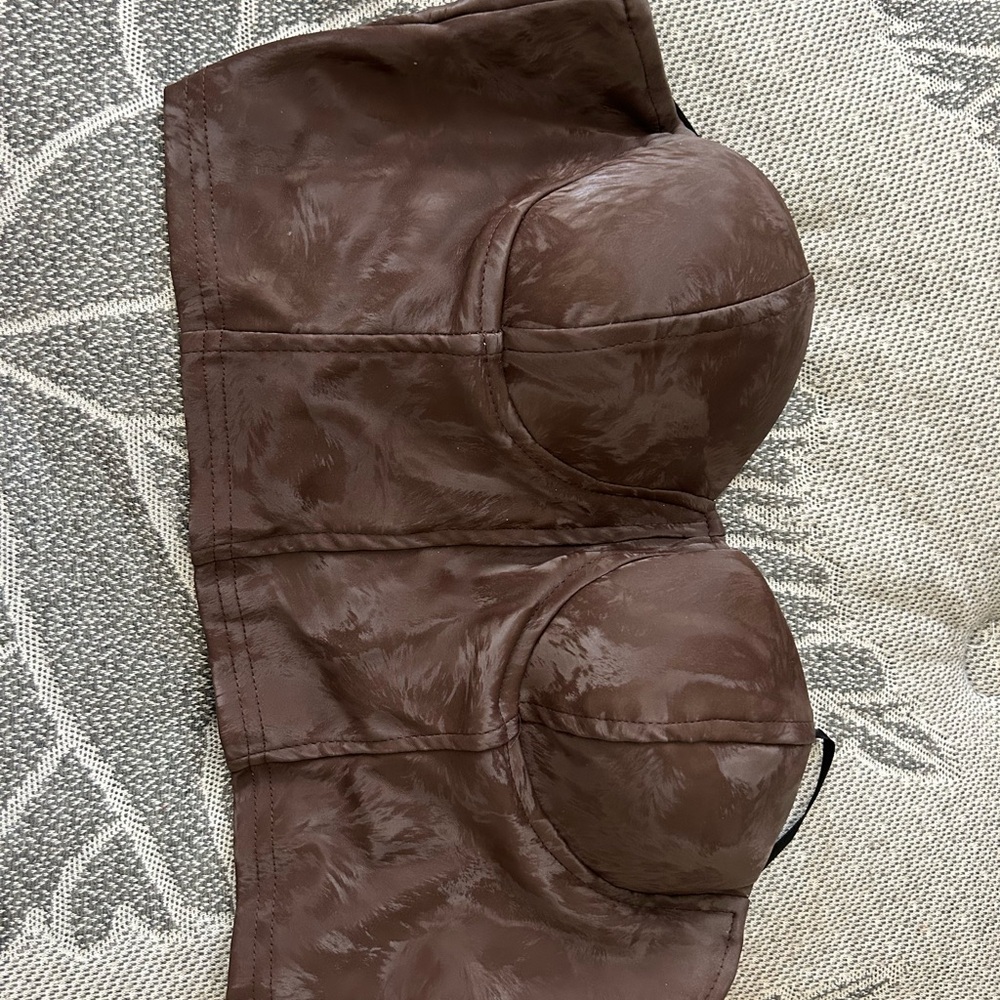 SHEIN Chocolate Strapless Top